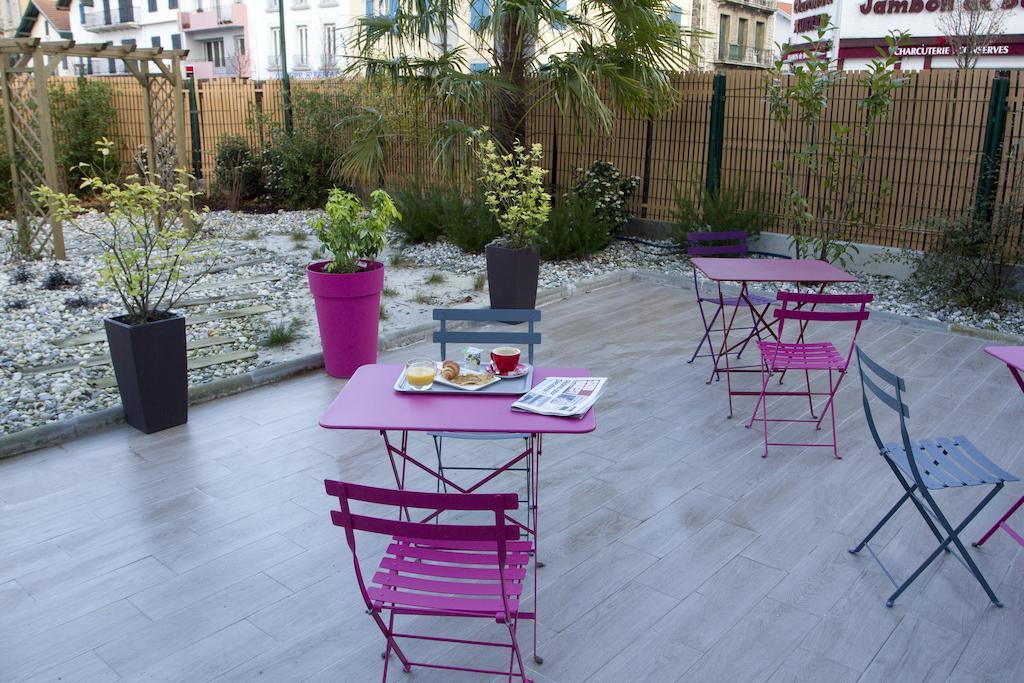 Hotel Ibis Bayonne Centre Exterior foto