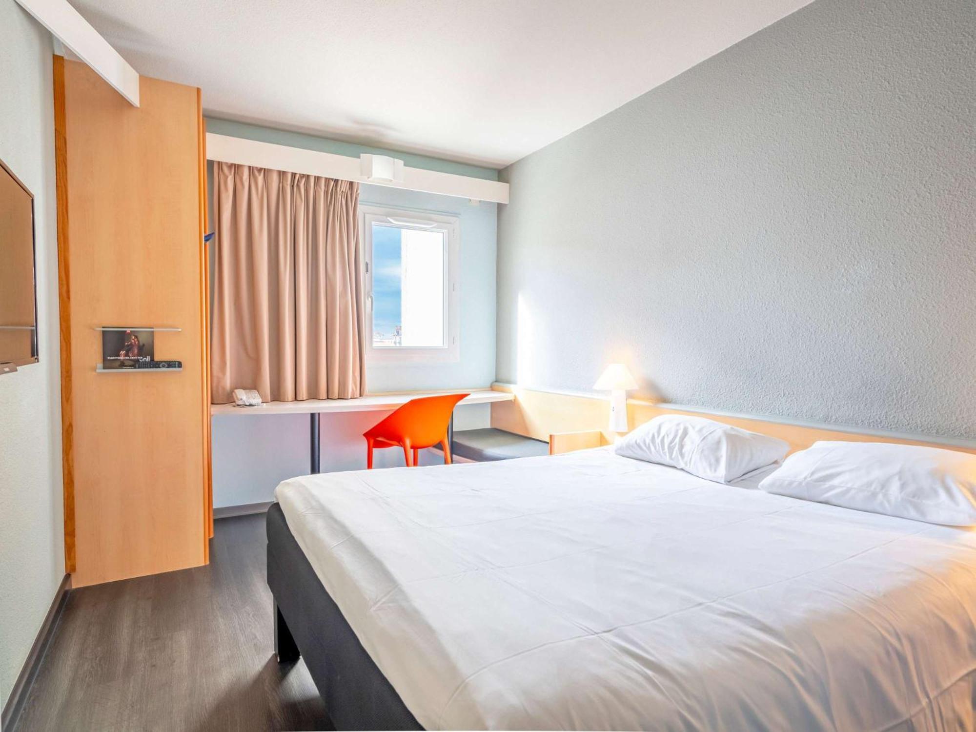 Hotel Ibis Bayonne Centre Exterior foto